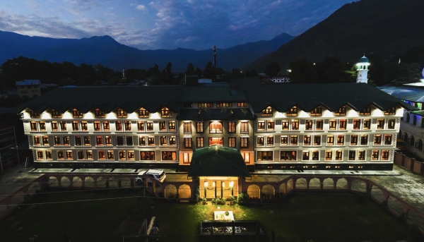 Hotel The Dewan by Royal Naqash