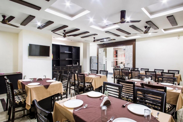 Hotel Maa Gayatri India