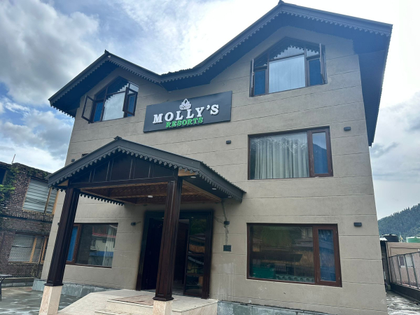 Hotel Mollys Resort Pahalgam